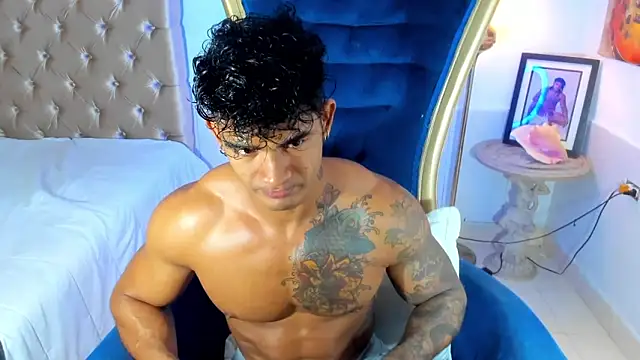 antonio  444 online show from 05-23-26, 07:57
