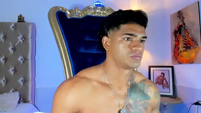 Snapshot of antonio__444 chatting on 09-11-25, 09:20 antonio  444 online show from 09-11-25, 09:20