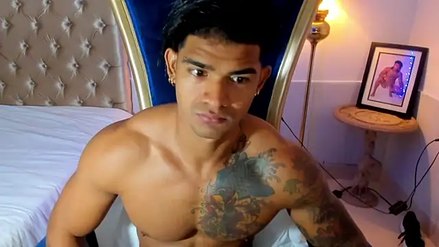 antonio  444 online show from 11-12-25, 12:20