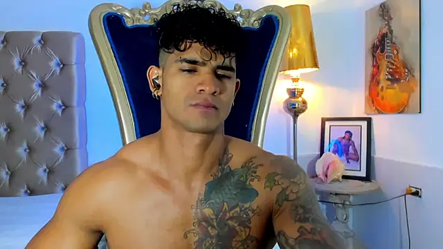 antonio  444 online show from 06-25-26, 02:09