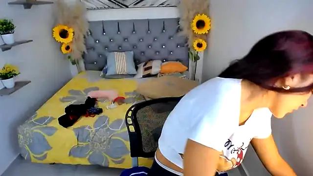 wild couple sex 69 online show from 05-19-26, 01:40