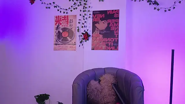 CoralieBronson online show from 08-05-26, 11:21