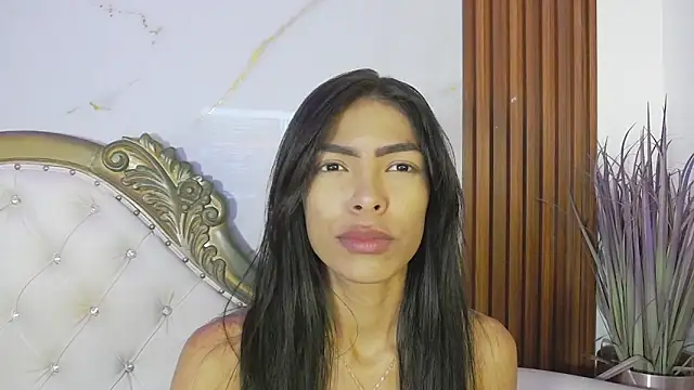 CoralieBronson online show from 11-15-25, 09:52