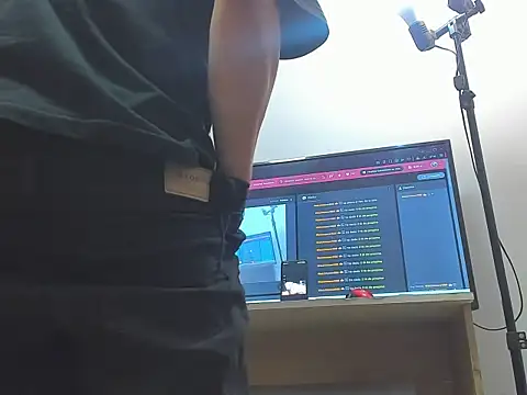 Xfire boy69 online show from 02-24-26, 09:59