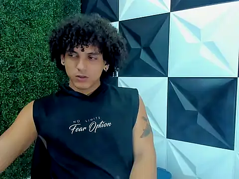 Xfire boy69 online show from 10-20-25, 03:56