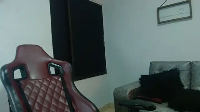 Xfire boy69 online show from 10-25-25, 09:26