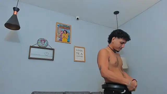 Xfire boy69 online show from 01-10-26, 08:59