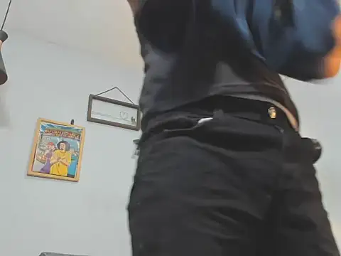 Xfire boy69 online show from 02-11-26, 12:54