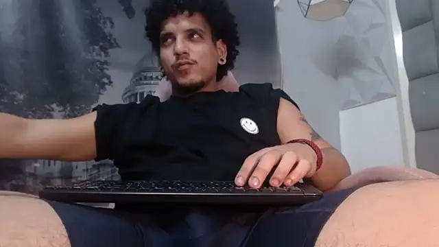 Xfire boy69 online show from 02-26-26, 03:56