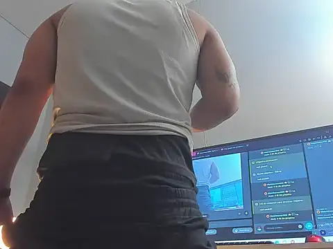 Xfire boy69 online show from 02-10-26, 03:05