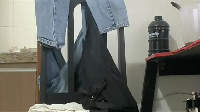 Charlotteecd69 online show from 10-01-25, 02:27