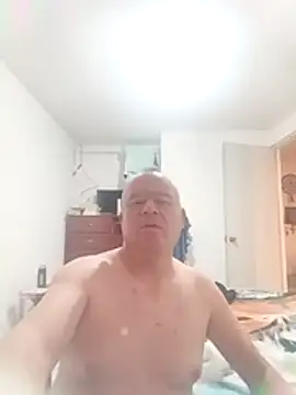 cuntico online show from 10-20-25, 05:31