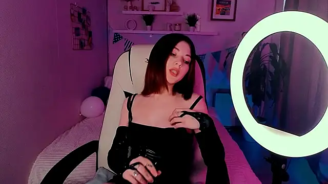 Kimmie shine online show from 09-24-25, 09:05