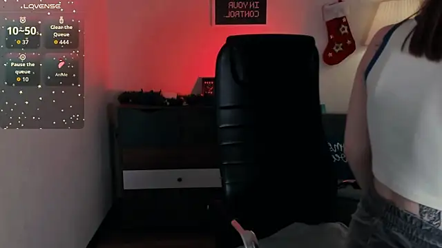 Kimmie shine online show from 01-15-26, 03:15