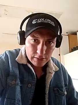 Zetaloco26 online show from 11-01-25, 07:52