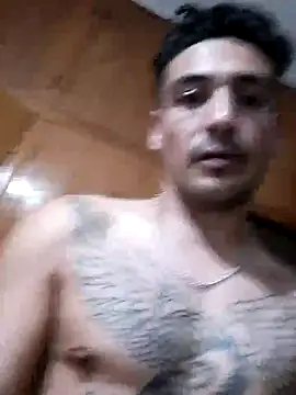 Snapshot of bigandstrong2217 chatting on 02-22-26, 05:21 bigandstrong2217 online show from 02-22-26, 05:21