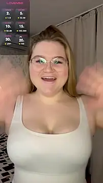 Snapshot of Monahosks chatting on 02-23-26, 03:45 Monahosks online show from 02-23-26, 03:45