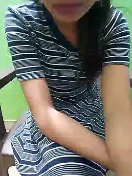 Snapshot of shilpa_r chatting on 10-20-25, 07:14 shilpa r online show from 10-20-25, 07:14