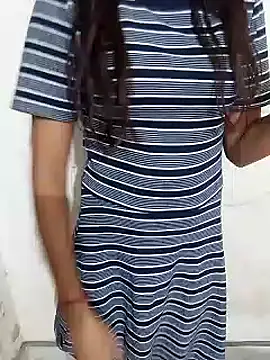 Snapshot of shilpa_r chatting on 10-18-25, 10:06 shilpa r online show from 10-18-25, 10:06