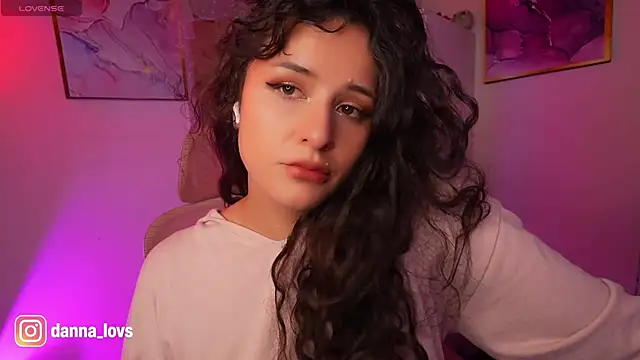 Dannaa Lovs online show from 05-21-26, 02:03