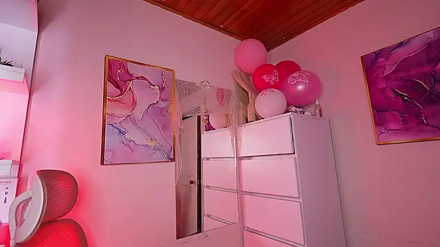 Snapshot of Dannaa_Lovs chatting on 02-26-26, 02:39 Dannaa Lovs online show from 02-26-26, 02:39