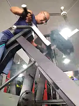 Snapshot of jorge406 chatting on 10-04-25, 01:23 jorge406 online show from 10-04-25, 01:23