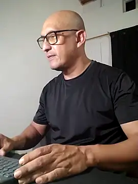 Snapshot of jorge406 chatting on 10-22-25, 01:16 jorge406 online show from 10-22-25, 01:16