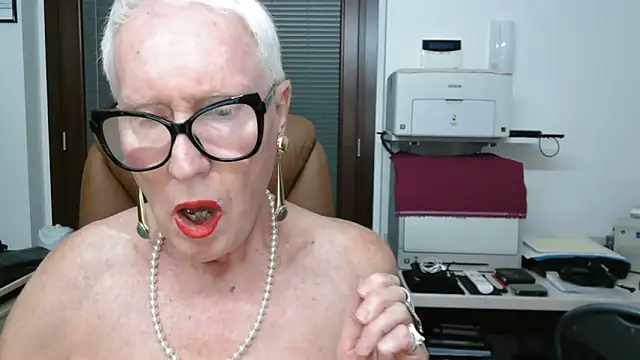 Snapshot of ROBY_SWEETHOT chatting on 09-12-25, 09:25 ROBY SWEETHOT online show from 09-12-25, 09:25