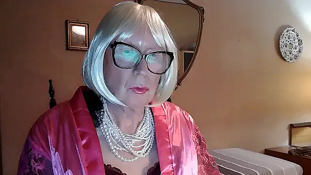 Snapshot of ROBY_SWEETHOT chatting on 09-25-25, 11:00 ROBY SWEETHOT online show from 09-25-25, 11:00