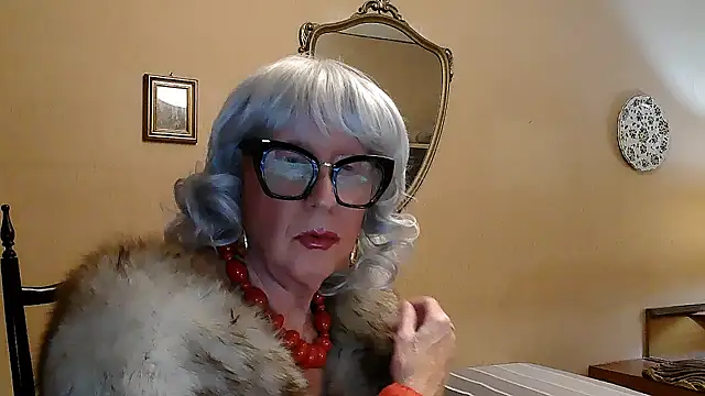 Snapshot of ROBY_SWEETHOT chatting on 09-27-25, 10:05 ROBY SWEETHOT online show from 09-27-25, 10:05