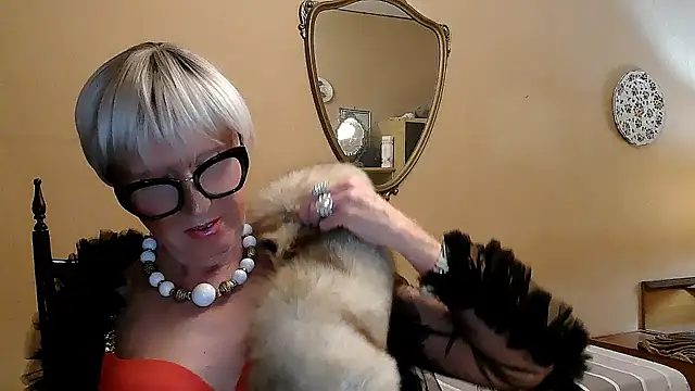 Snapshot of ROBY_SWEETHOT chatting on 09-30-25, 10:38 ROBY SWEETHOT online show from 09-30-25, 10:38
