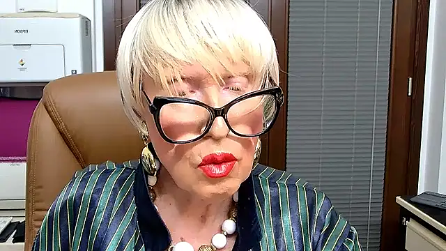 ROBY SWEETHOT online show from 10-26-25, 10:21