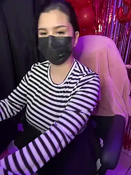 Snapshot of Anonnymsk chatting on 02-11-26, 04:56 Anonnymsk online show from 02-11-26, 04:56