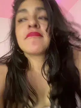 EmilyNoir1 online show from 01-06-26, 08:57