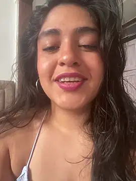 Snapshot of EmilyNoir1 chatting on 07-11-26, 05:13 EmilyNoir1 online show from 07-11-26, 05:13