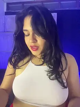 EmilyNoir1 online show from 05-18-26, 12:00