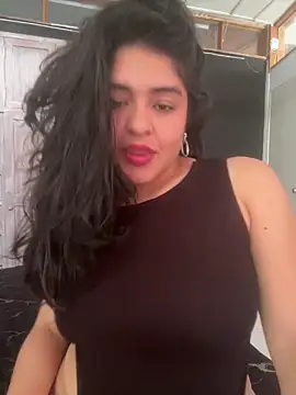 EmilyNoir1 online show from 05-14-26, 08:06