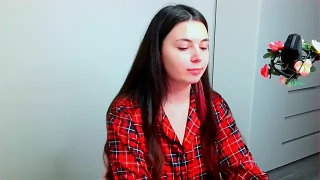 peachyness online show from 12-19-25, 03:36