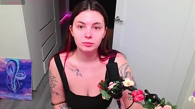 peachyness online show from 03-04-26, 10:17