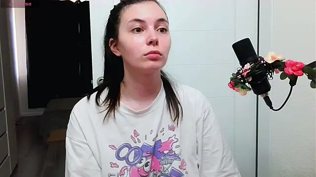 Snapshot of peachyness chatting on 06-10-26, 04:41 peachyness online show from 06-10-26, 04:41
