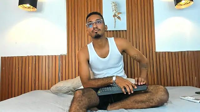 Darwin mayo online show from 09-19-25, 05:50