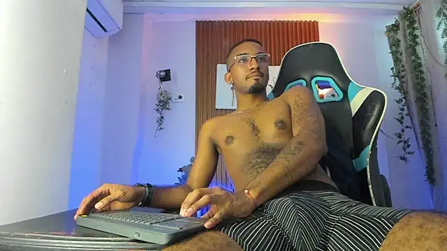 Darwin mayo online show from 03-31-26, 05:48