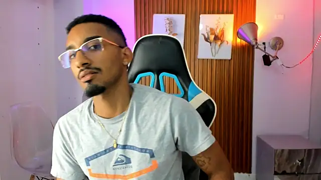 Darwin mayo online show from 10-08-25, 06:08