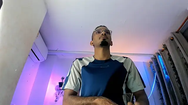 Darwin mayo online show from 12-22-25, 05:35