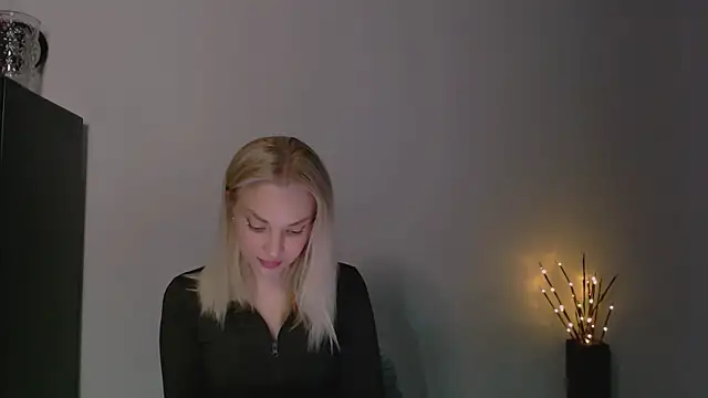 Lia noo regrets online show from 05-15-26, 05:00