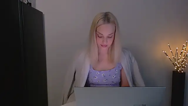 Lia noo regrets online show from 05-08-26, 05:06