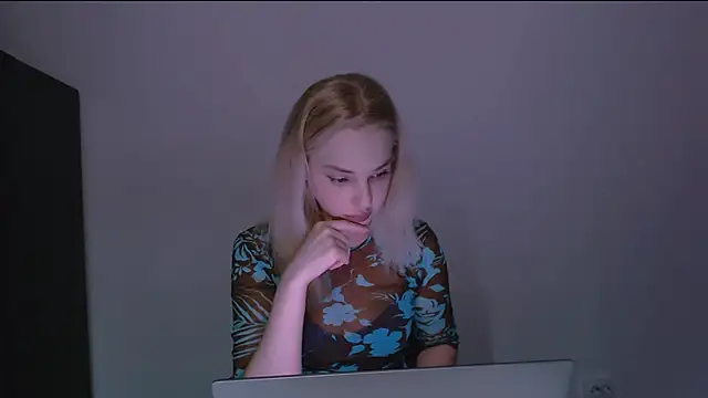 Lia noo regrets online show from 02-10-26, 06:07