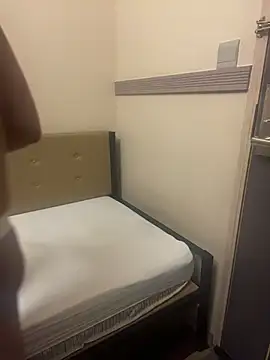 Snapshot of pophiboy chatting on 02-09-26, 03:15 pophiboy online show from 02-09-26, 03:15