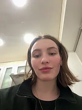 ZariaFlame online show from 04-02-26, 11:44