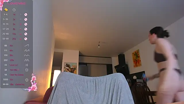 MilkyDana online show from 10-21-25, 10:03